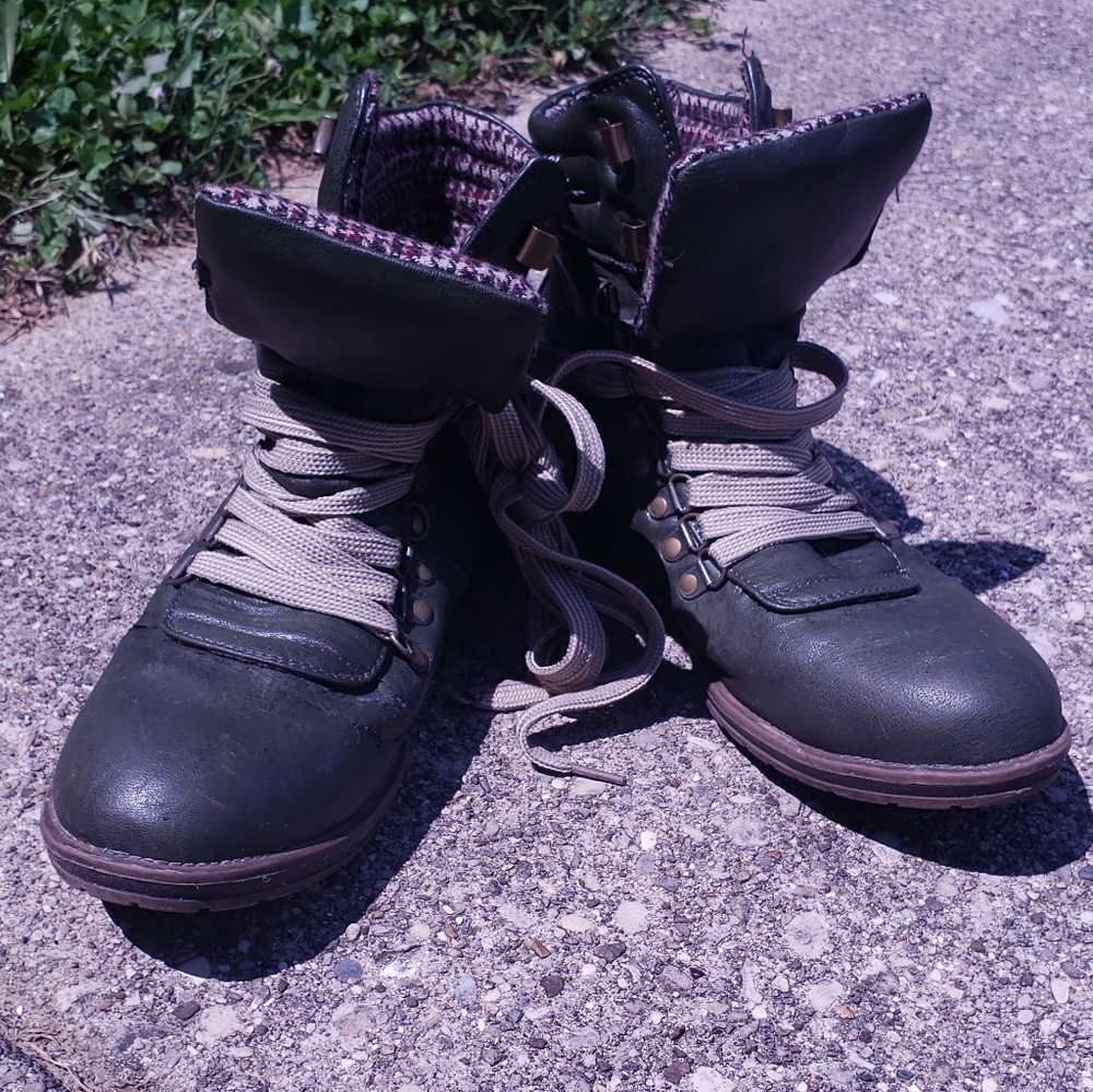 Henry Ferrera New York Used shoes